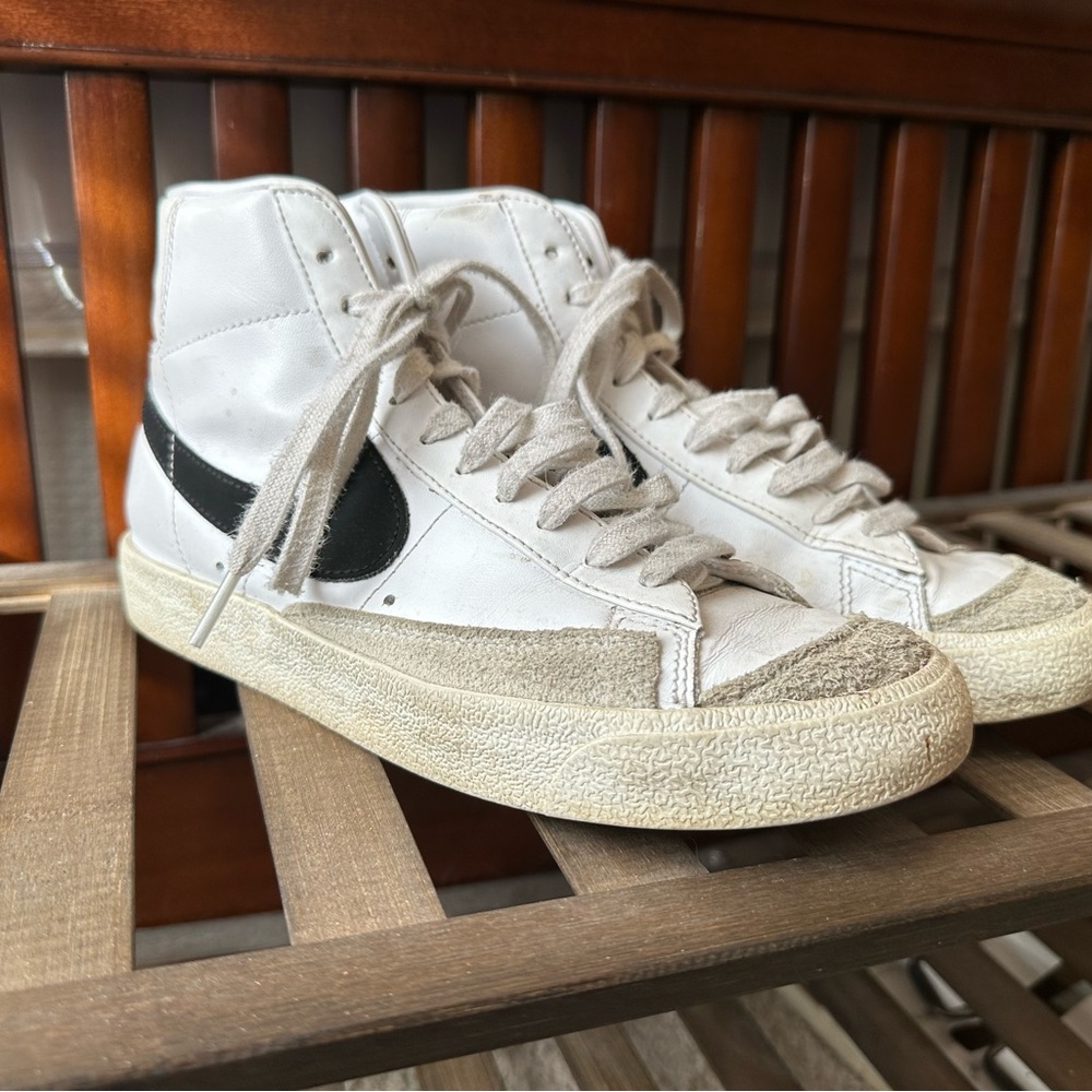 Nike White and Black Blazers